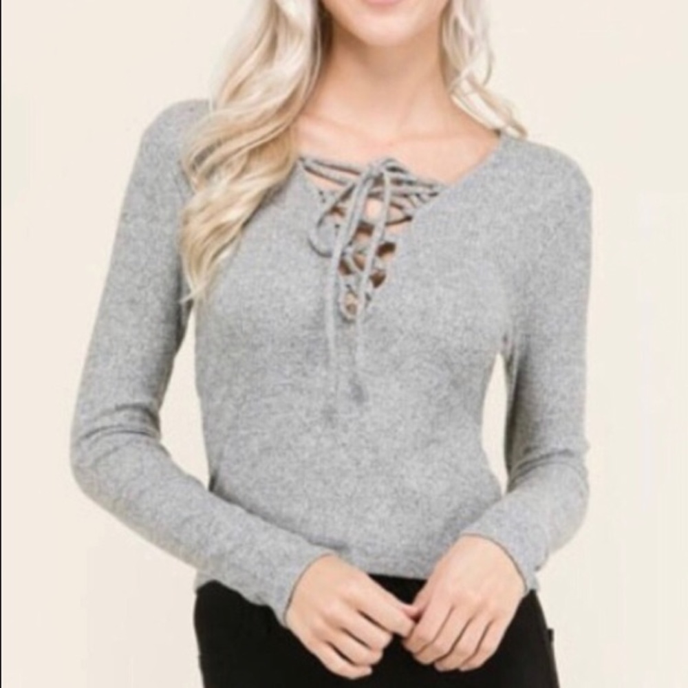 LONG SLEEVE KNIT TOP